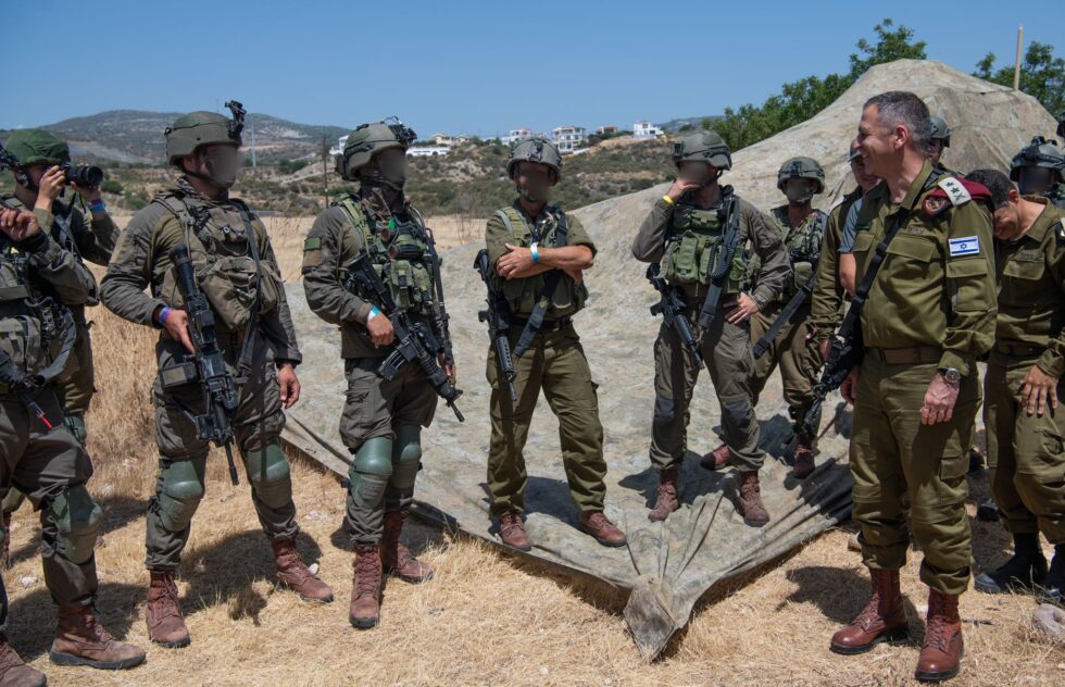 IDF Orders Sweat-wicking, Flame-retardant Uniforms - NAUMD, Network ...