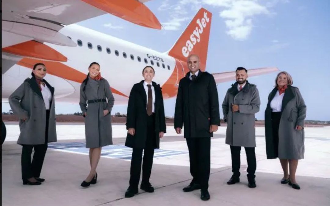 EasyJet Launches New Cabin Crew and Flight Deck Uniforms at 30th Anniversary Celebration